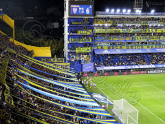 Boca-Fans in der Bombonera beim Spiel gegen Arsenal im April 2022