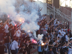 Cipolletti-Fans im Spiel der Copa Argentina gegen San Lorenzo, Lanus, August 2017