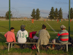 Zuschauer beim Spiel der Colectividad Boliviana gegen Zelaya, Escobar, September 2019