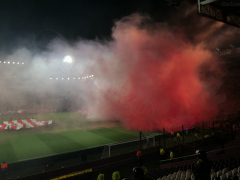 Rauch zum Intro der Estudiantes-Fans beim Finale der Copa Argentina 2023
