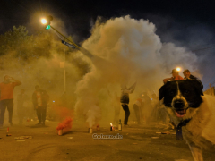 Fans von Morón feiern vor und nach dem Spiel gegen Platense am Estadio Nuevo Francisco Urbano, Juni 2017
