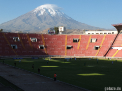 Estadio de la UNSA von Arequipa beim 2.-Liga-Spiel Sportivo Huracán vs Alianza Cristiana 2013