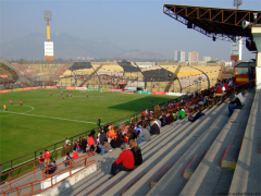 Estadio Santa Laura 2007 (vor der Renovierung) beim Spiel Union Espanola - Coquimbo Unido