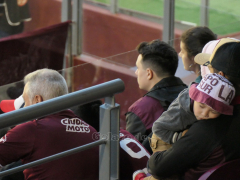 Kleiner Fan beim Copa-Spiel Lanús - Vélez Sarsfield im Estadio Ciudad Lanús, La Fortaleza April 2019